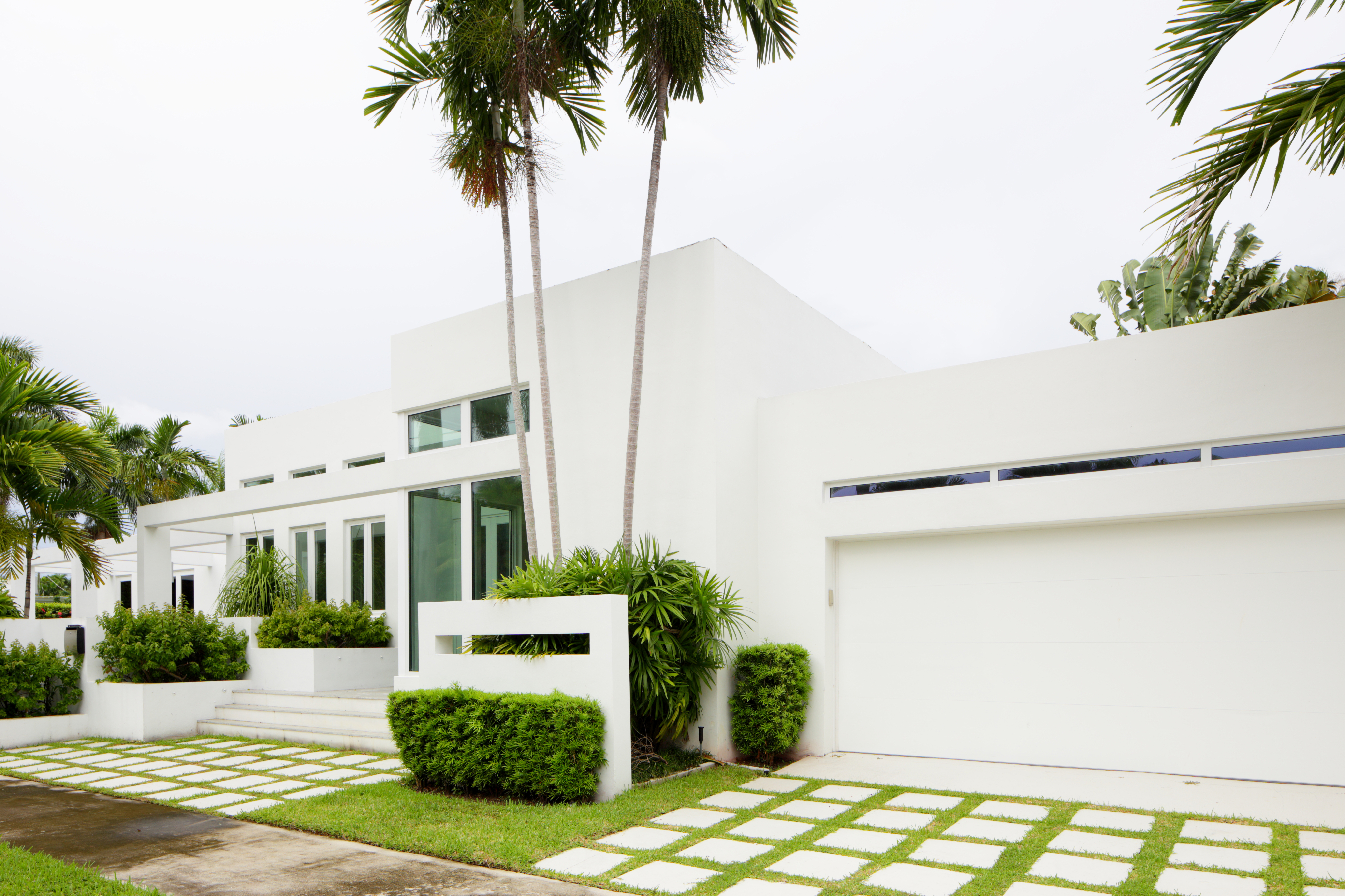 2026 guide: How Fractional Real Estate Tokenization is Democratizing Commercial Property Investment