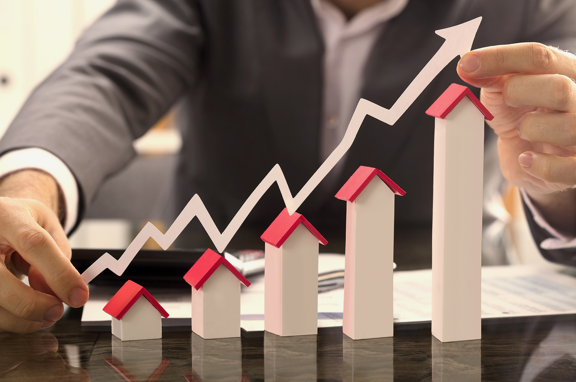 The 2026 Real Estate Boom: How Tokenized Properties Are Democratizing Institutional-Grade Yields for Retail Investors